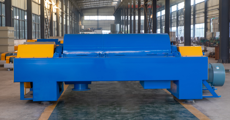 臥式螺旋卸料沉降離心機(jī)